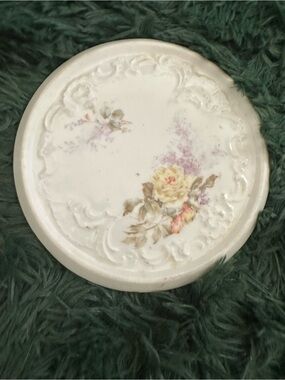 3/$25 Vintage Embossed Floral Ceramic Trinket Dish Cottagecore Jewelry Catchal